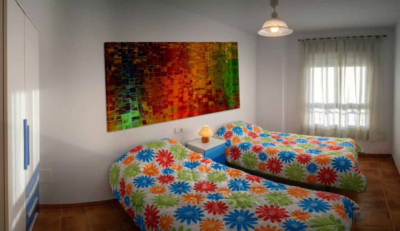 Apartamento 90 M2 En La Mejor Zona De Roquetas Roquetas de Mar Exterior photo