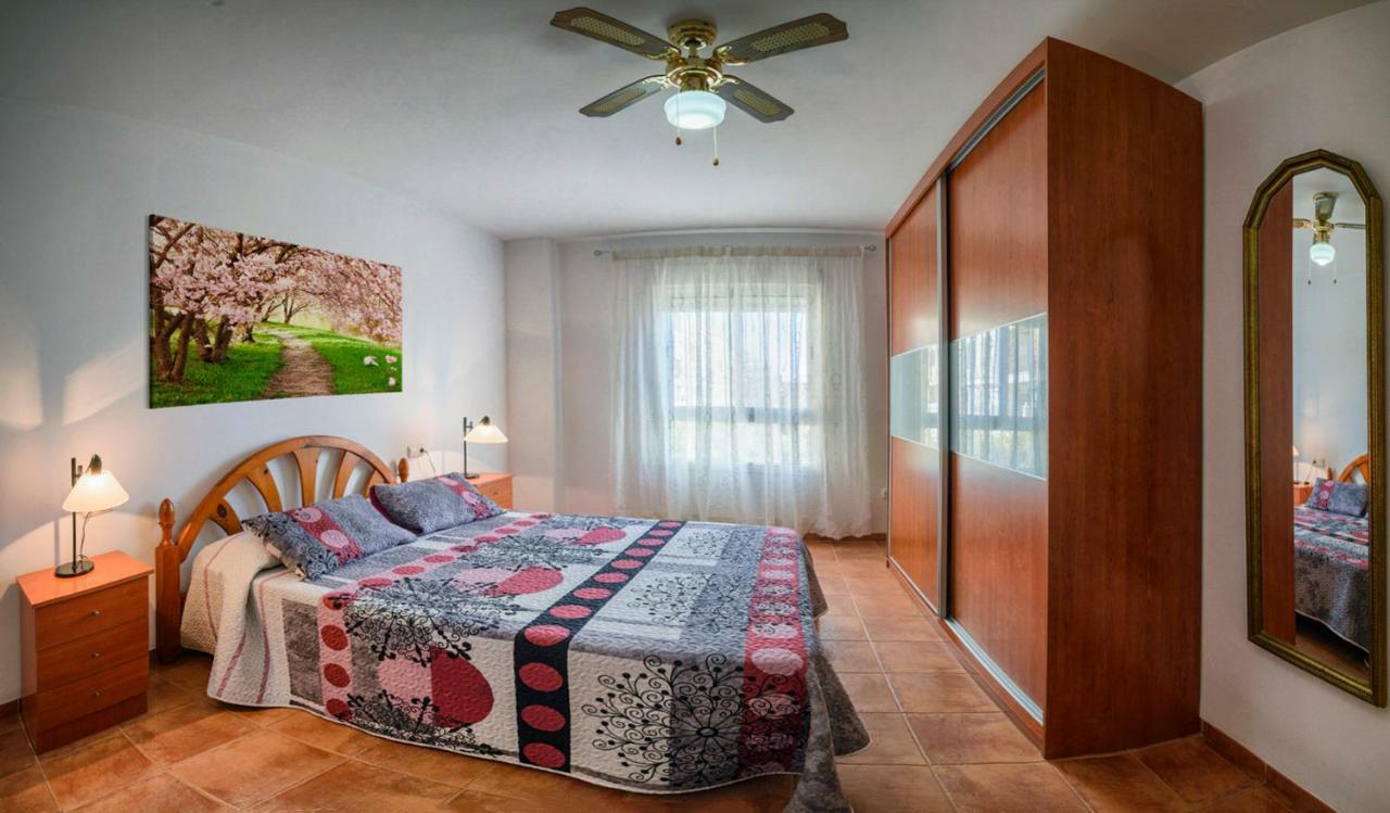 Apartamento 90 M2 En La Mejor Zona De Roquetas Roquetas de Mar Exterior photo